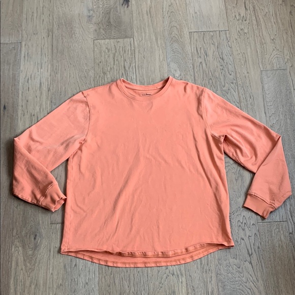 L.L. Bean Tops - L.L. Bean Women's Coral Crewneck Sweatshirt Size Large